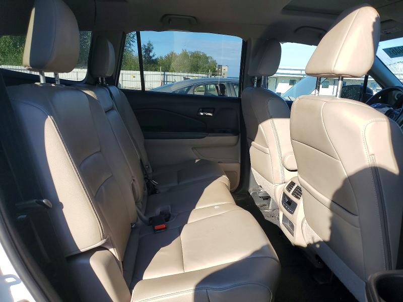 Photo 11 from auction – 2016 HONDA PILOT with VIN 5FNYF6H59GB060794