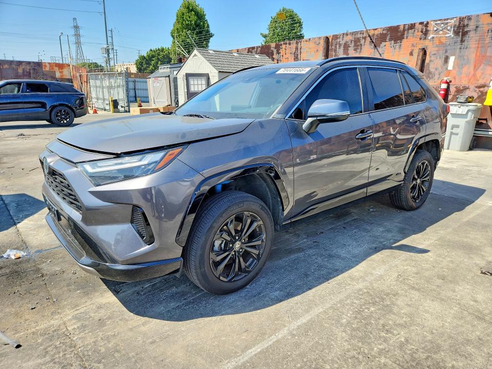 TOYOTA RAV4 2022 with VIN 4T3T6RFV1NU066966 - Photo from auction