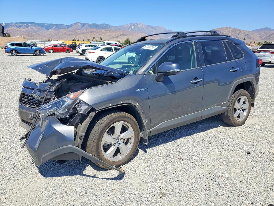 TOYOTA RAV4 2020 with VIN 4T3D6RFV4LU004429 - Photo from auction