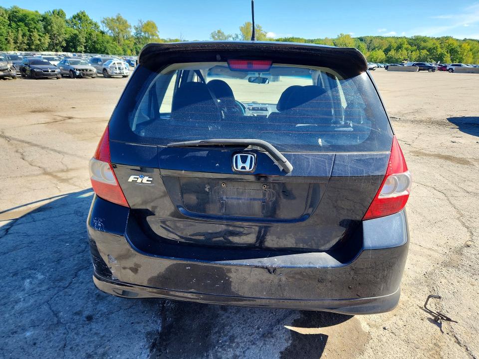 Photo 6 from auction – 2008 HONDA FIT with VIN JHMGD38648S042523