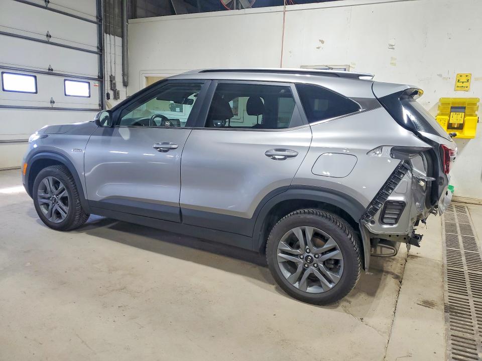 Photo 2 from auction – 2021 KIA SELTOS with VIN KNDEUCAA3M7115451