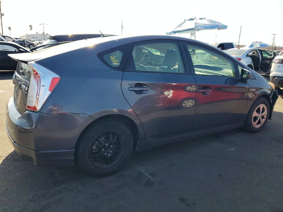 Фото 3 с аукциона – 2013 TOYOTA PRIUS с VIN JTDKN3DU6D1645714