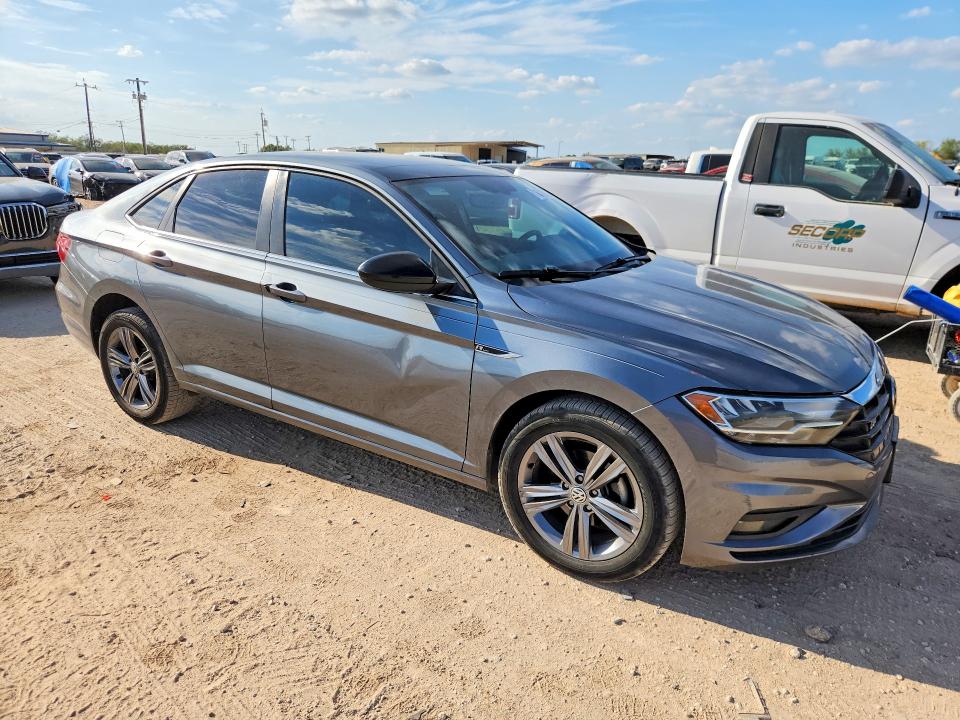 Photo 4 from auction – 2019 VOLKSWAGEN JETTA with VIN 3VWCB7BU5KM239671
