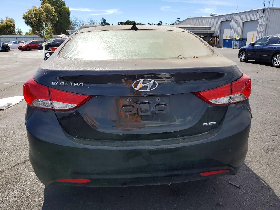 Photo 6 from auction – 2011 HYUNDAI ELANTRA with VIN 5NPDH4AE1BH008111