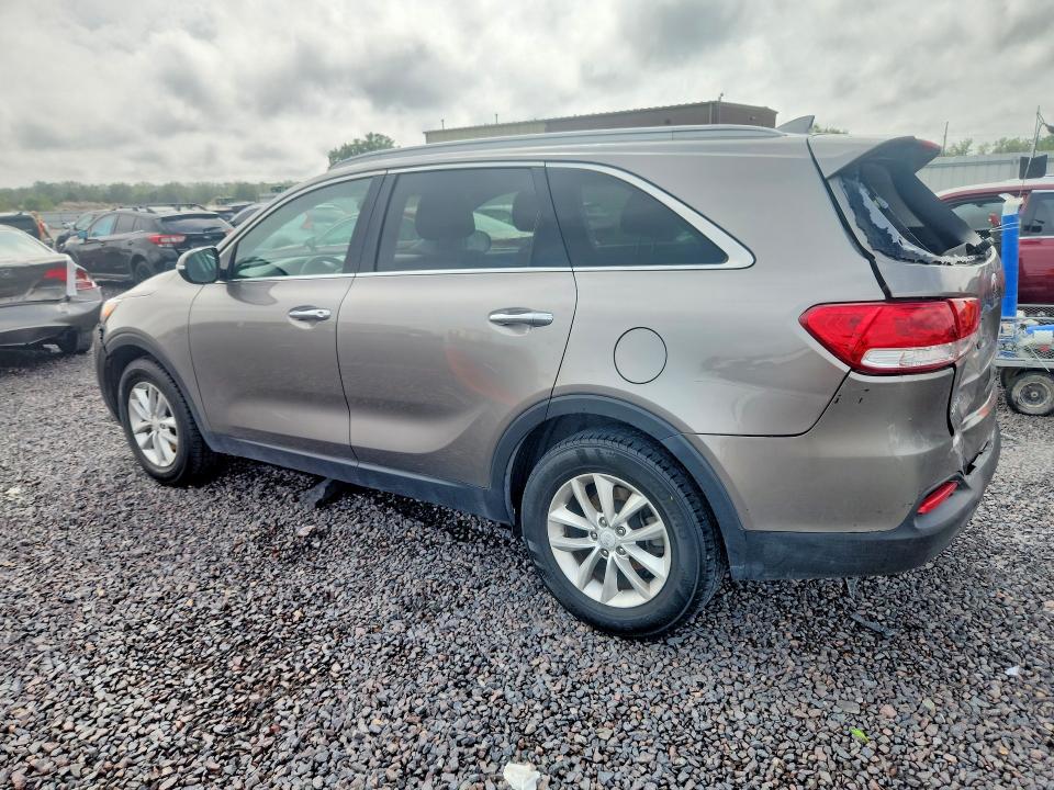 Снимка 2 от търг – 2016 KIA SORENTO с VIN 5XYPG4A35GG019366