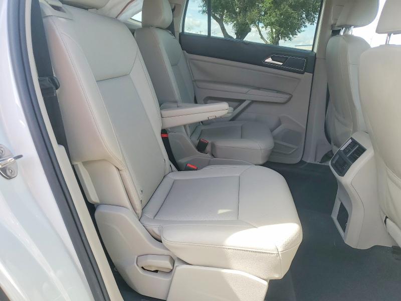 Photo 11 from auction – 2019 VOLKSWAGEN ATLAS with VIN 1V2WR2CA3KC613777