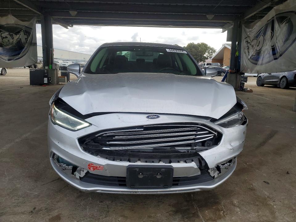 Photo 5 from auction – 2018 FORD FUSION with VIN 3FA6P0PU5JR218845