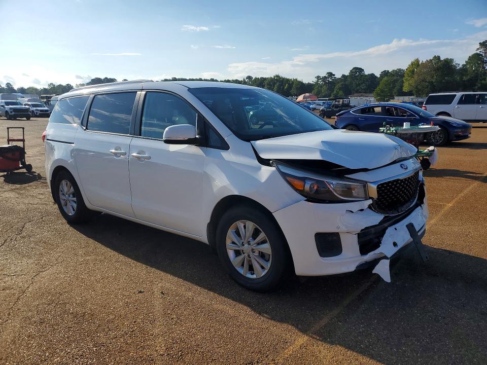 Photo 4 from auction – 2016 KIA SEDONA with VIN KNDMB5C16G6216620