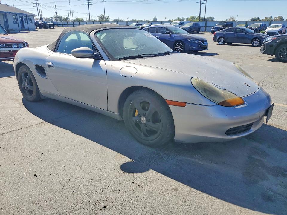 Photo 4 from auction – 1999 PORSCHE BOXSTER with VIN WP0CA2983XU623923
