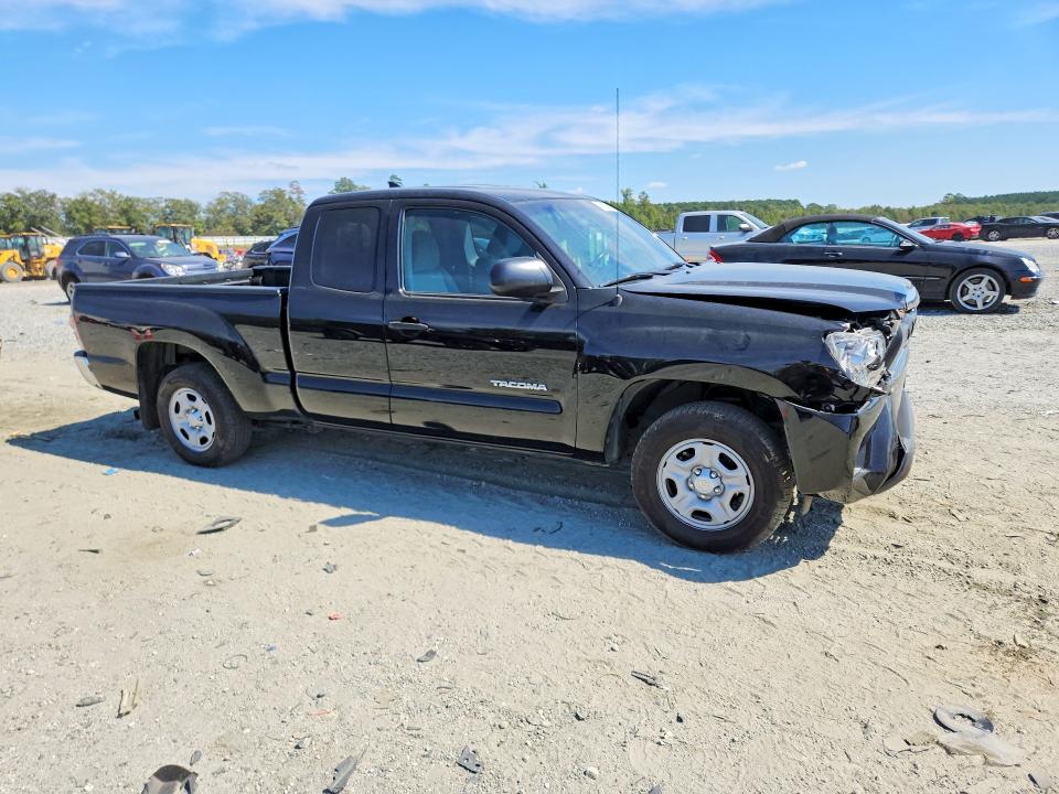 Снимка 4 от търг – 2014 TOYOTA TACOMA с VIN 5TFTX4CNXEX040835