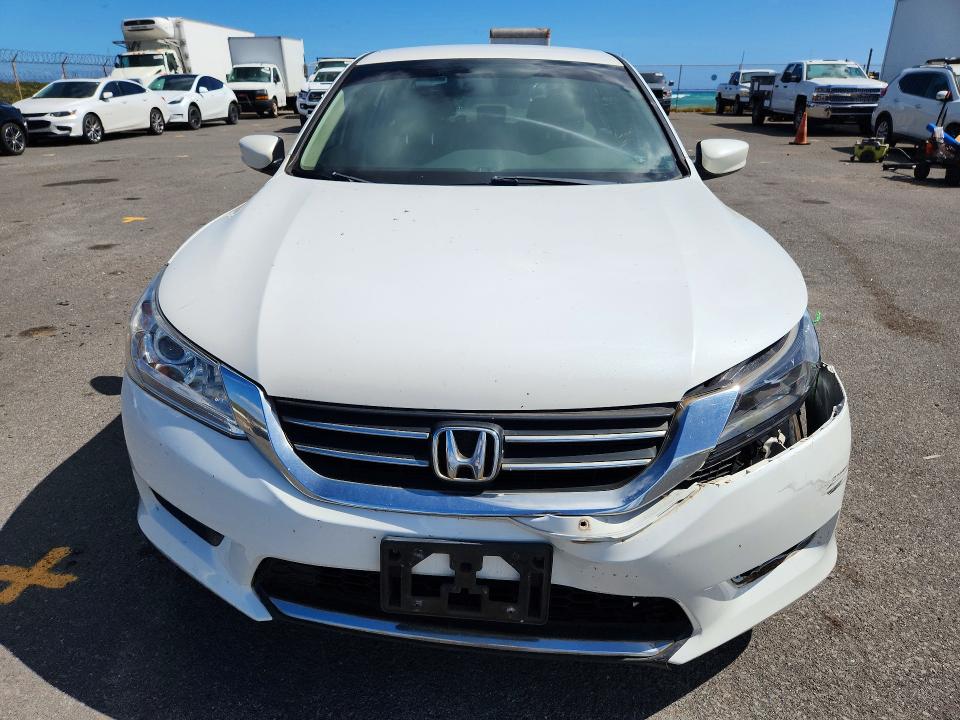 Photo 5 from auction – 2014 HONDA ACCORD with VIN 1HGCR2F38EA119210