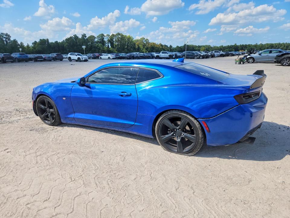 Снимка 2 от търг – 2017 CHEVROLET CAMARO с VIN 1G1FB1RX7H0197151