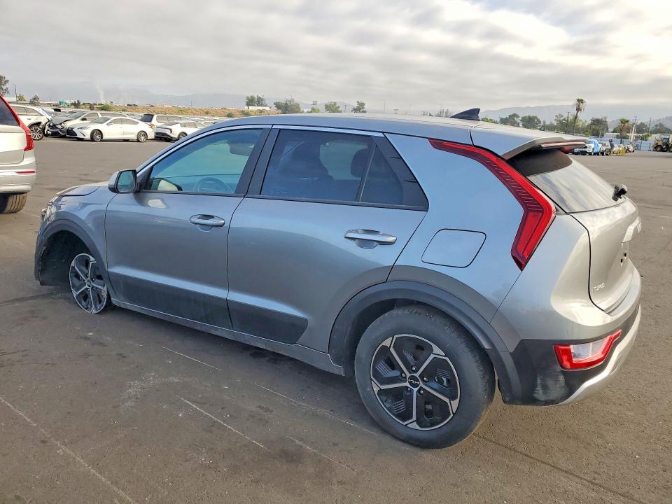 Photo 2 from auction – 2026 KIA NIRO with VIN KNDCP3LE9T5362143