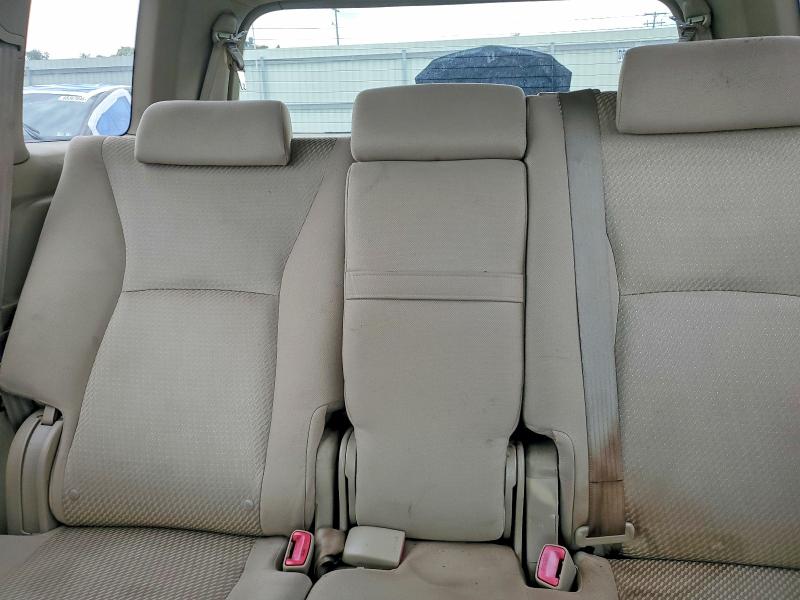 Photo 10 from auction – 2006 TOYOTA HIGHLANDER with VIN JTEDP21A760113318