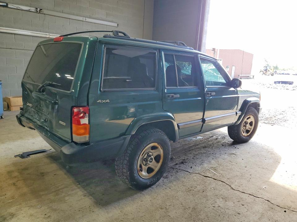 Photo 3 from auction – 2001 JEEP CHEROKEE with VIN 1J4FF48S11L586062