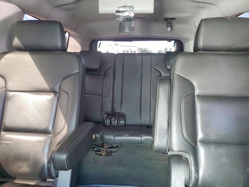Photo 10 from auction – 2016 CHEVROLET SUBURBAN with VIN 1GNSKJKC7GR338668