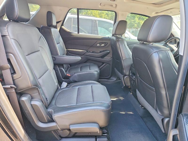 Photo 11 from auction – 2018 CHEVROLET TRAVERSE with VIN 1GNERKKW2JJ188354