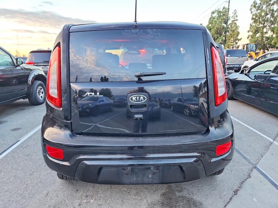 Zdjęcie 6 z aukcji – 2012 KIA SOUL z VIN KNDJT2A61C7418878