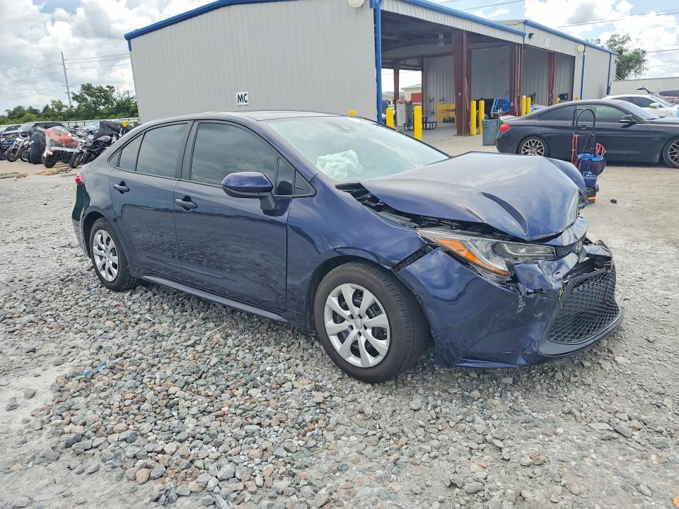 Zdjęcie 4 z aukcji – 2022 TOYOTA COROLLA z VIN 5YFEPMAE9NP373893