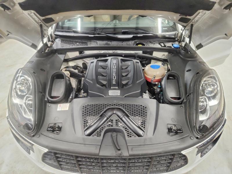 Photo 12 from auction – 2017 PORSCHE MACAN with VIN WP1AB2A5XHLB20594