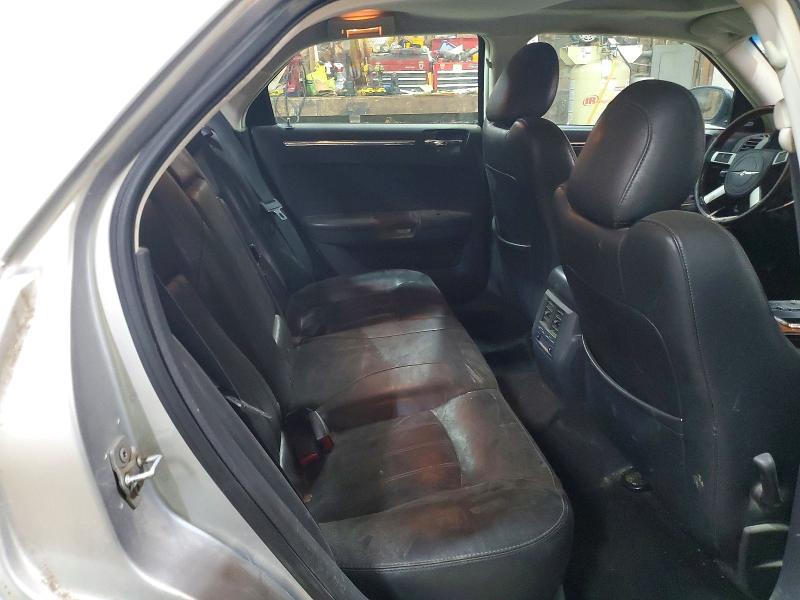 Photo 10 from auction – 2008 CHRYSLER 300C with VIN 2C3KA63H98H209873