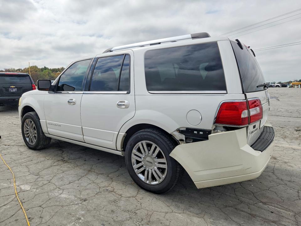 Photo 2 from auction – 2010 LINCOLN NAVIGATOR with VIN 5LMJJ2H5XAEJ11374