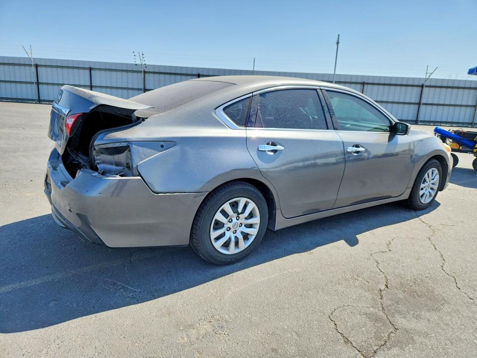 Photo 3 from auction – 2016 NISSAN ALTIMA with VIN 1N4AL3APXGC152939