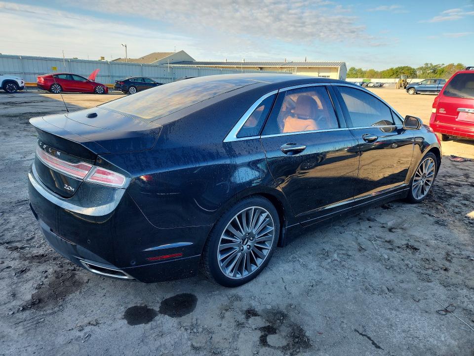 Photo 3 from auction – 2013 LINCOLN MKZ with VIN 3LN6L2LU5DR829093