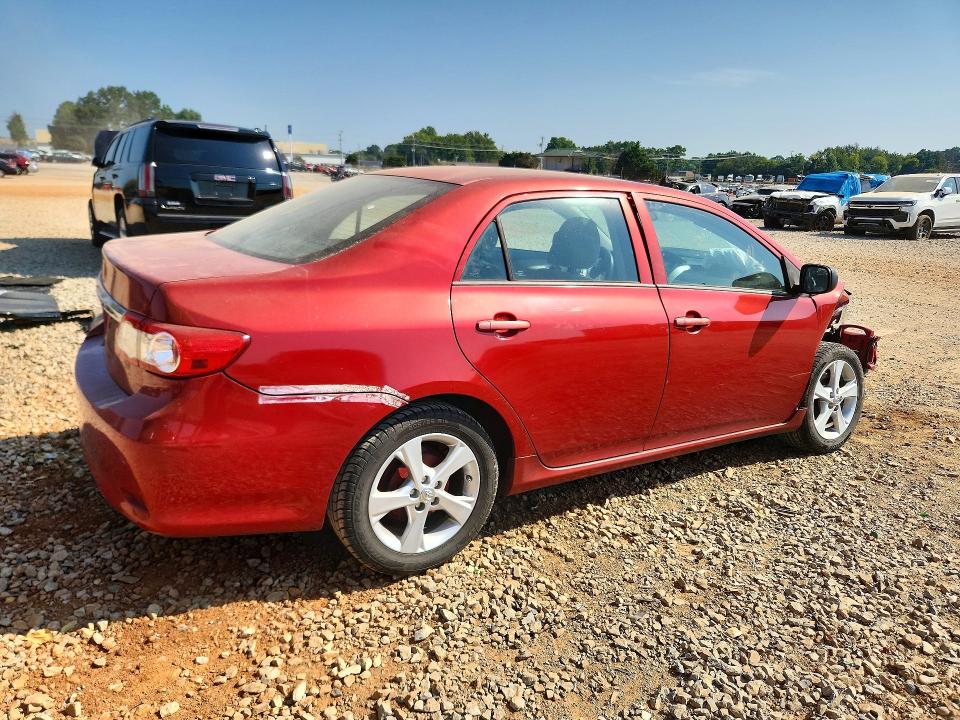 Photo 3 from auction – 2013 TOYOTA COROLLA with VIN 5YFBU4EE5DP173341