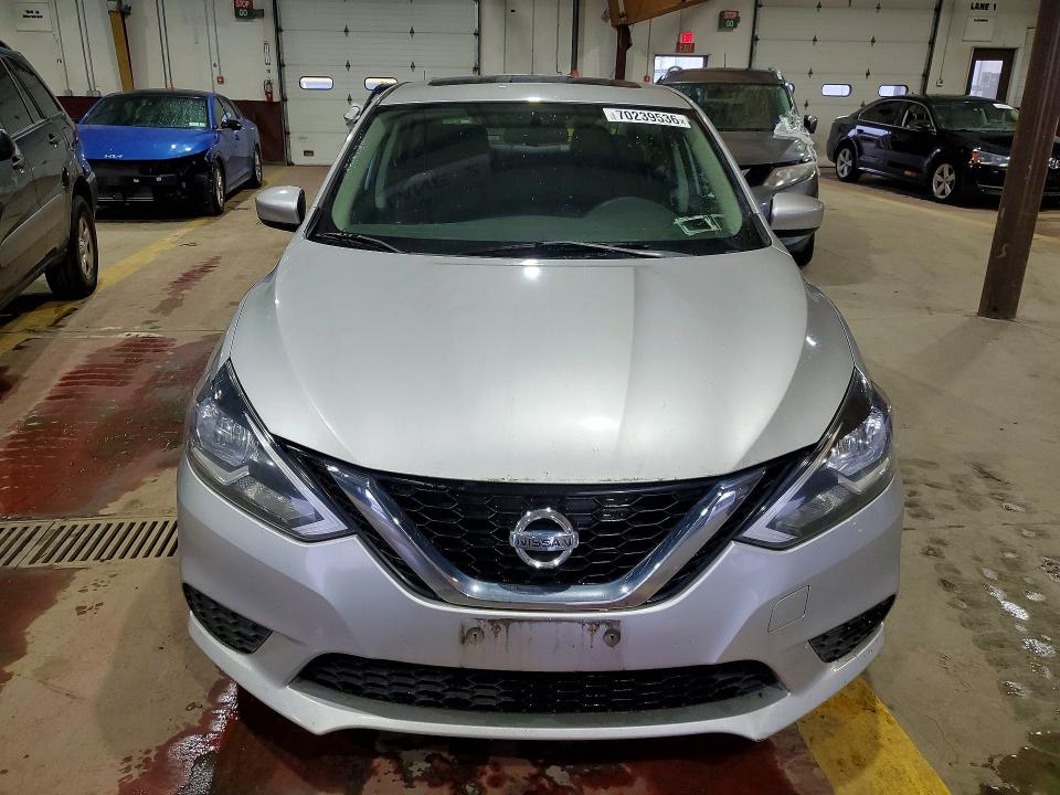 Снимка 5 от търг – 2017 NISSAN SENTRA с VIN 3N1AB7AP7HY224535