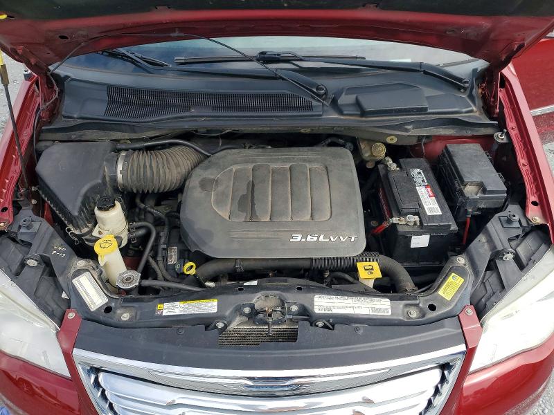 Photo 12 from auction – 2011 CHRYSLER TOWN & COUNTRY with VIN 2A4RR8DG8BR615157