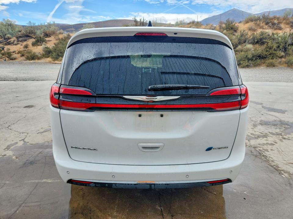 Снимка 6 от търг – 2023 CHRYSLER PACIFICA с VIN 2C4RC1L79PR588493