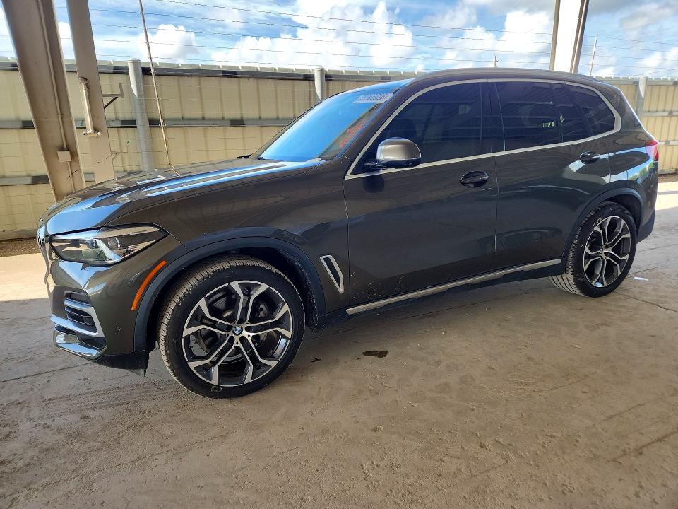 BMW X5 2022 with VIN 5UXCR4C07N9K03748 - Photo from auction