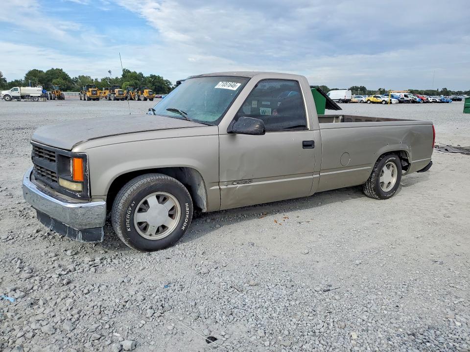 CHEVROLET GMT-400 1998 with VIN 1GCEC14W2WZ243881 - Photo from auction