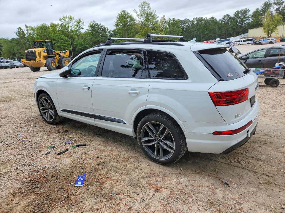 Foto 2 de la subasta – 2018 AUDI Q7 con VIN WA1VAAF75JD037952