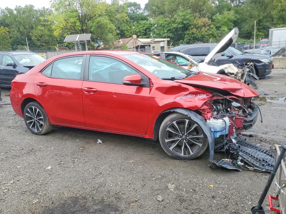 Снимка 4 от търг – 2017 TOYOTA COROLLA с VIN 2T1BURHE0HC860841