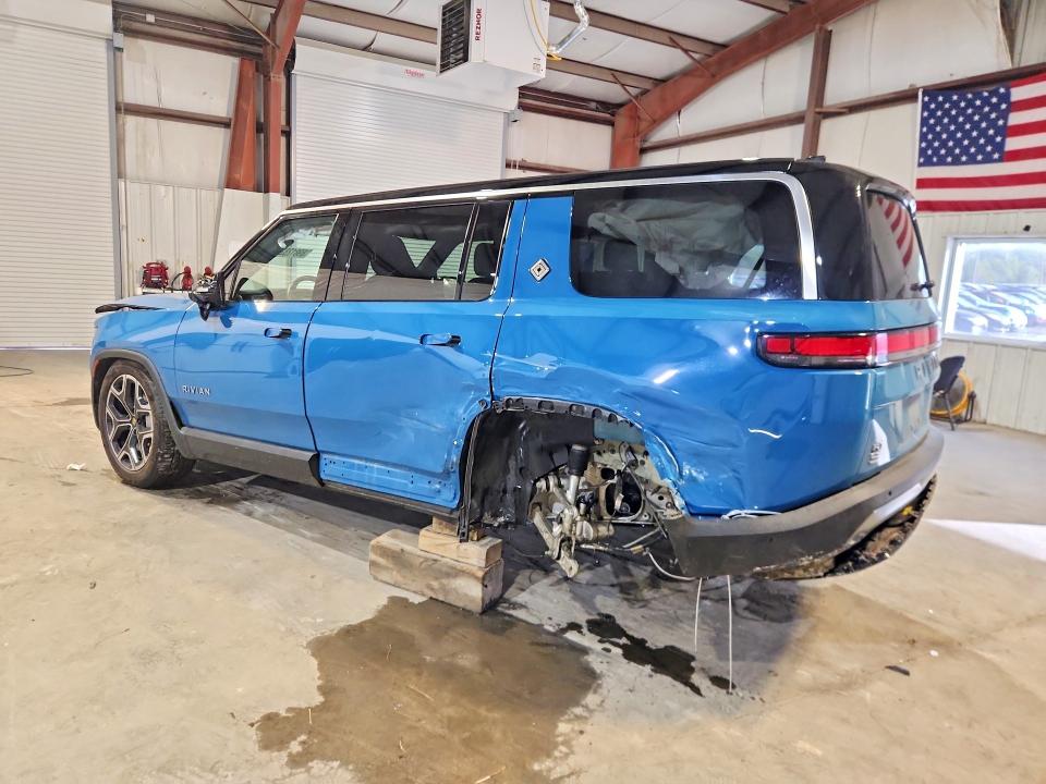 Foto 2 de la subasta – 2026 RIVIAN R1S con VIN 7PDSGCBA6TN086863