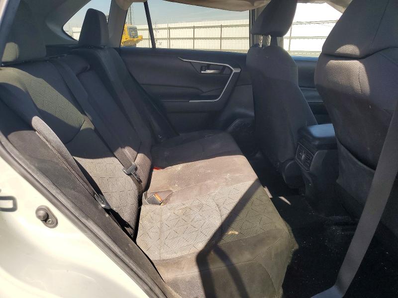 Photo 11 from auction – 2021 TOYOTA RAV4 with VIN 2T3W1RFV3MW161314