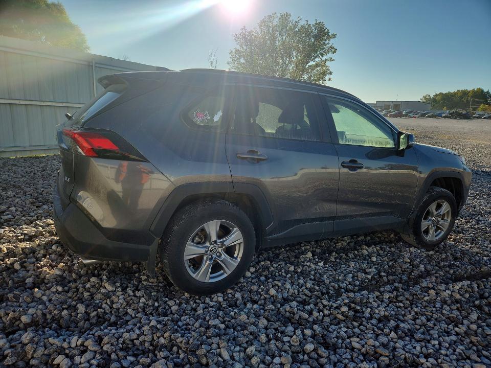 Photo 3 from auction – 2025 TOYOTA RAV4 with VIN 2T3W1RFV1SC305604