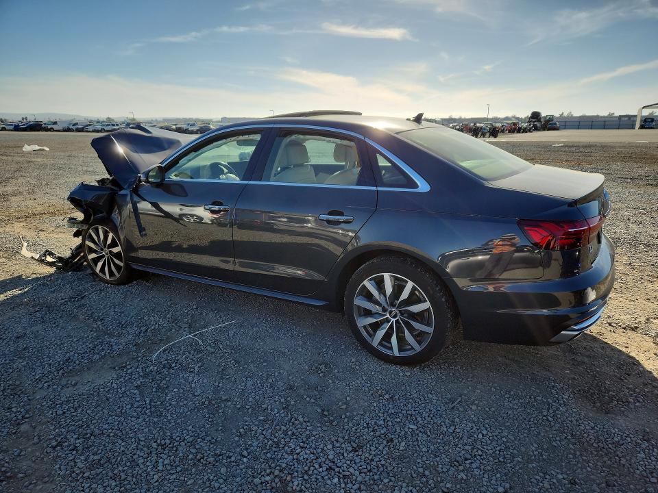Foto 2 de la subasta – 2021 AUDI A4 con VIN WAUABAF42MA086651