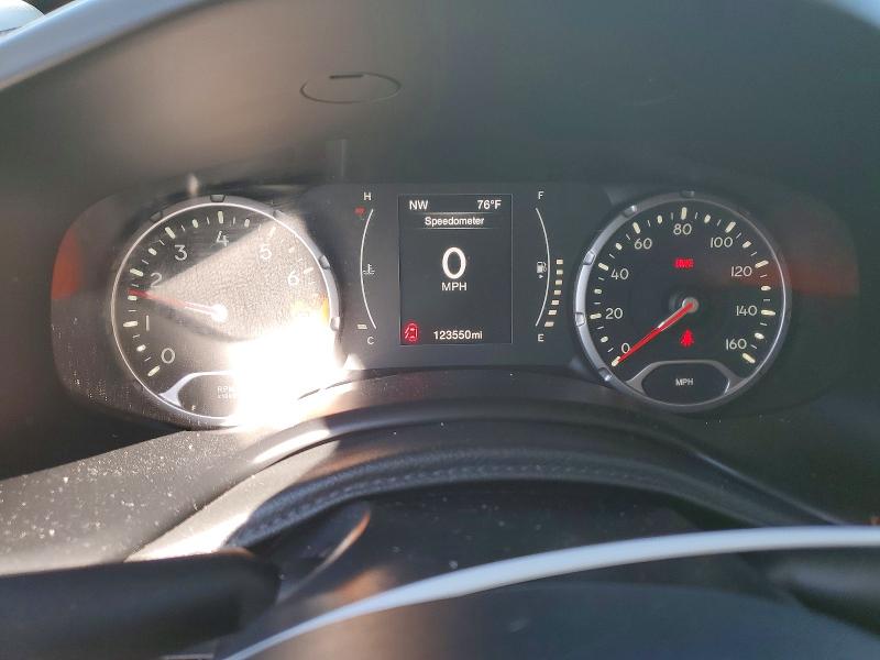 Photo 9 from auction – 2016 JEEP RENEGADE with VIN ZACCJBBW9GPC83672