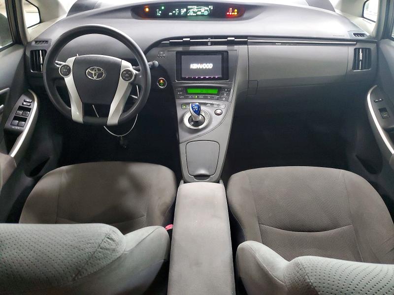 Photo 8 from auction – 2011 TOYOTA PRIUS with VIN JTDKN3DU3B0276751