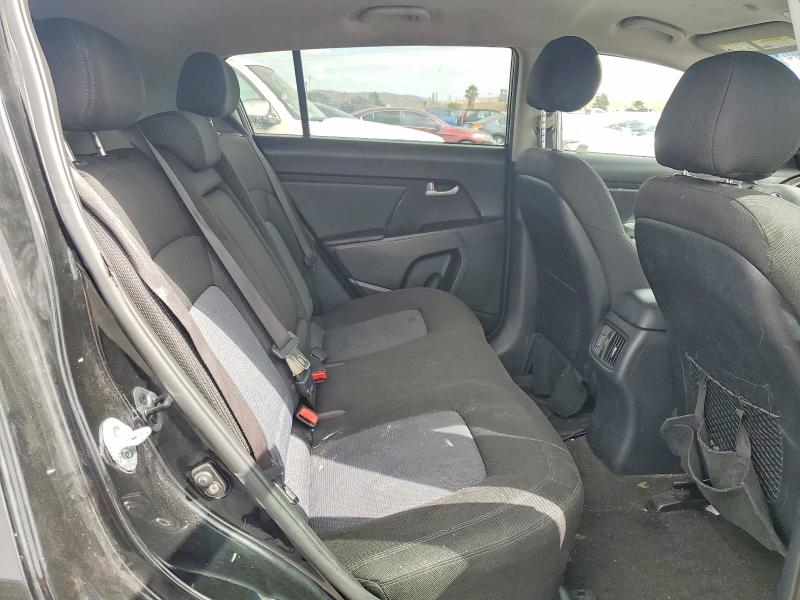 Photo 11 from auction – 2016 KIA SPORTAGE with VIN KNDPBCACXG7826813