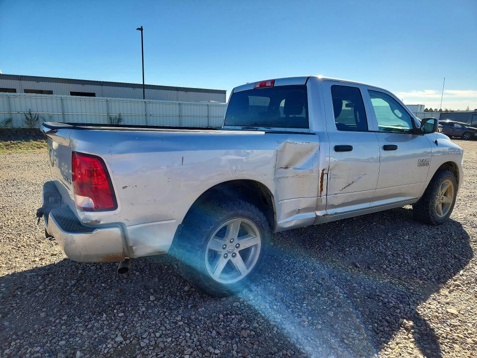 Photo 3 from auction – 2015 RAM 1500 with VIN 1C6RR7FG5FS673591