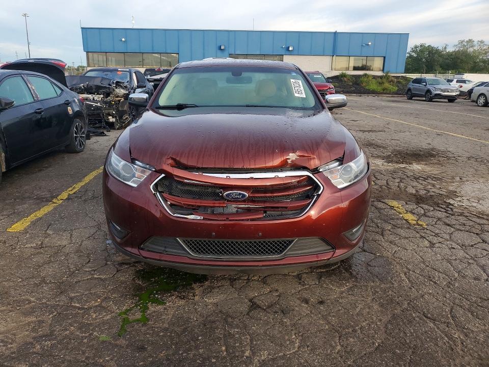 Photo 5 from auction – 2015 FORD TAURUS with VIN 1FAHP2F86FG149977