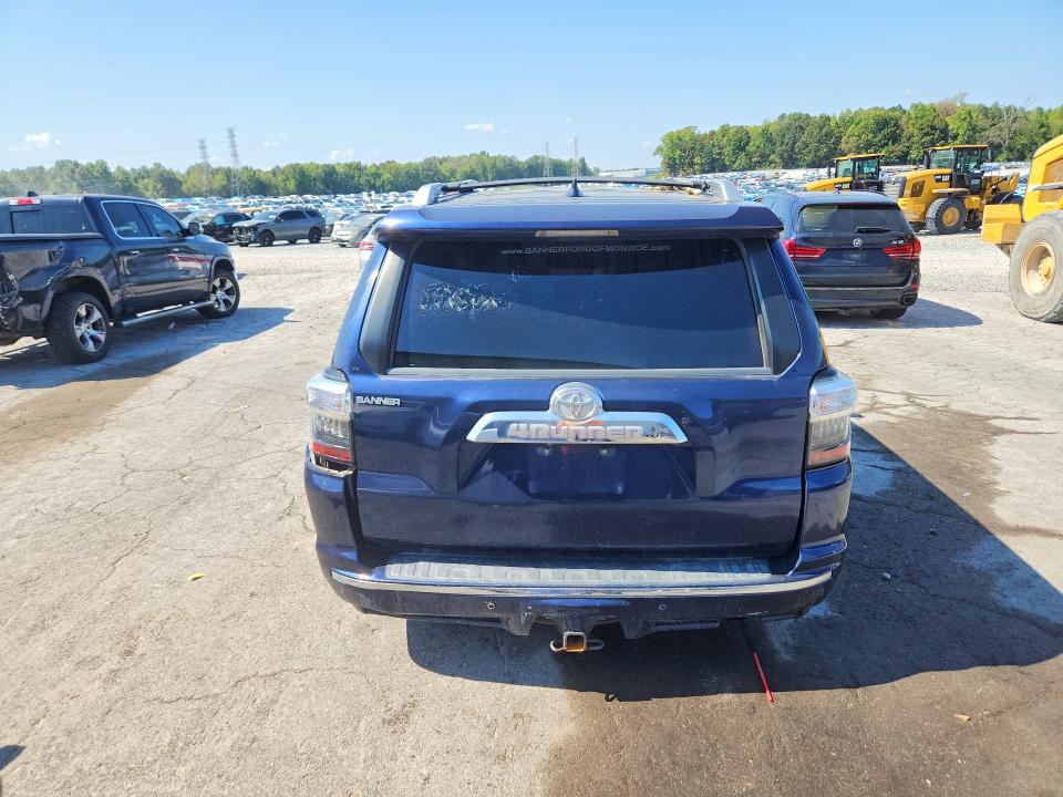 Photo 6 from auction – 2018 TOYOTA 4RUNNER with VIN JTEZU5JR6J5171356