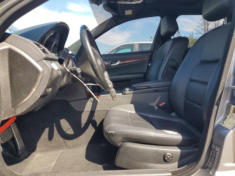 Photo 7 from auction – 2011 MERCEDES-BENZ C with VIN WDDGF8BB6BR148751