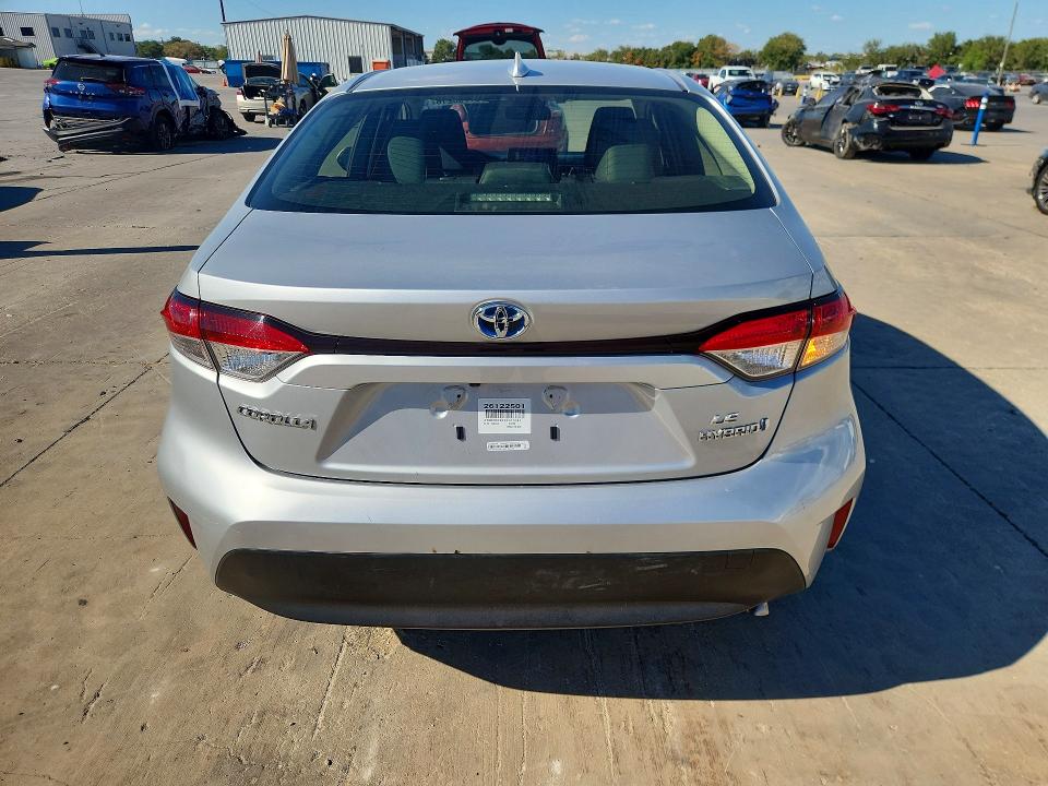 Снимка 6 от търг – 2023 TOYOTA COROLLA HYBRID с VIN JTDBCMFE3P3010041