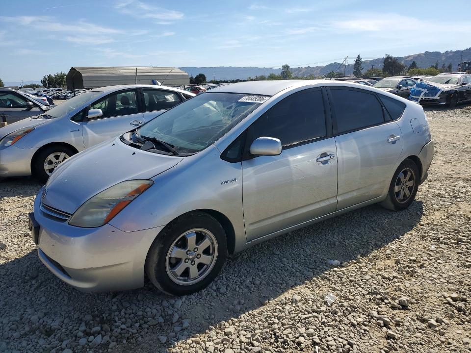 TOYOTA PRIUS 2006 с VIN JTDKB20U367539598 - Снимка от търг