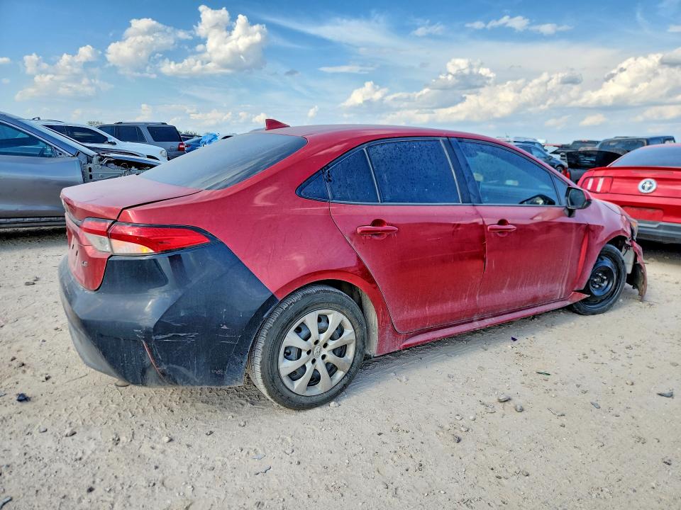 Photo 3 from auction – 2021 TOYOTA COROLLA with VIN 5YFEPMAE1MP241533